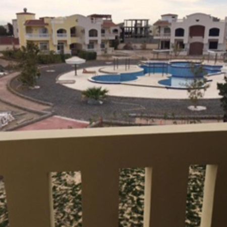 Mubarak 7 - A Small Chalet Hurghada Exterior photo